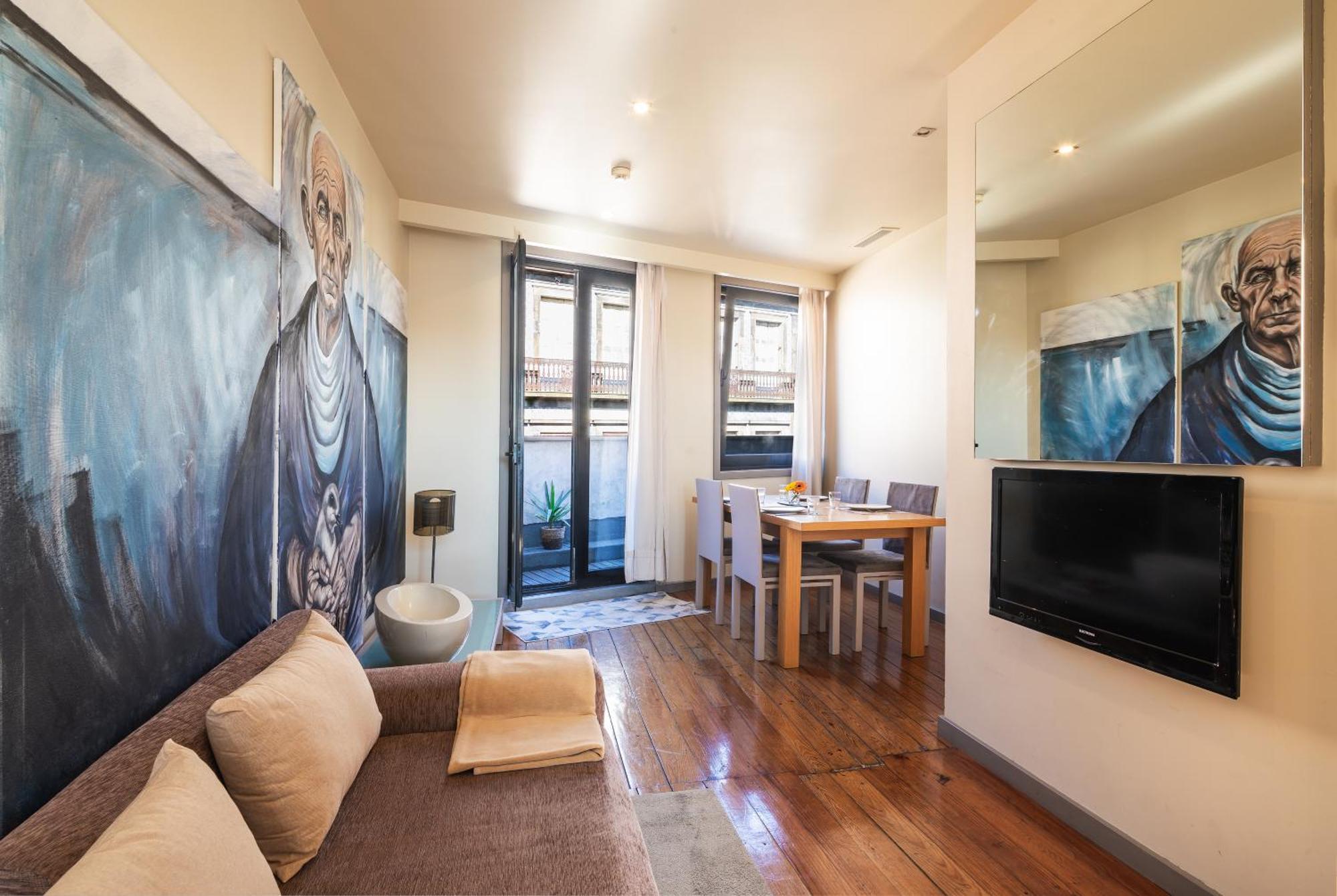Apartment 118 *